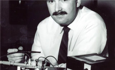 最受欢迎的芯片之一555定时器已经50年了！