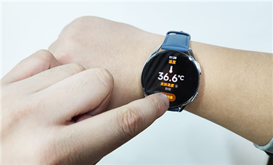基于纳芯微NST112X的测温手环