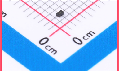 2纳米时代电子设备的"隐形守护者"：SLPTVS5V5D1BL瞬态抑制二极管的关键作用