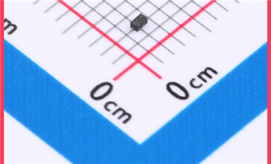 萨科微ESD保护二极管SLESD5V0LED02助力可穿戴设备保护